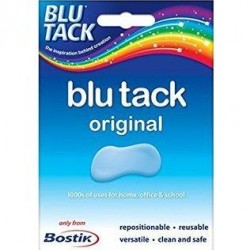 معجونة لاصقة Blu tack